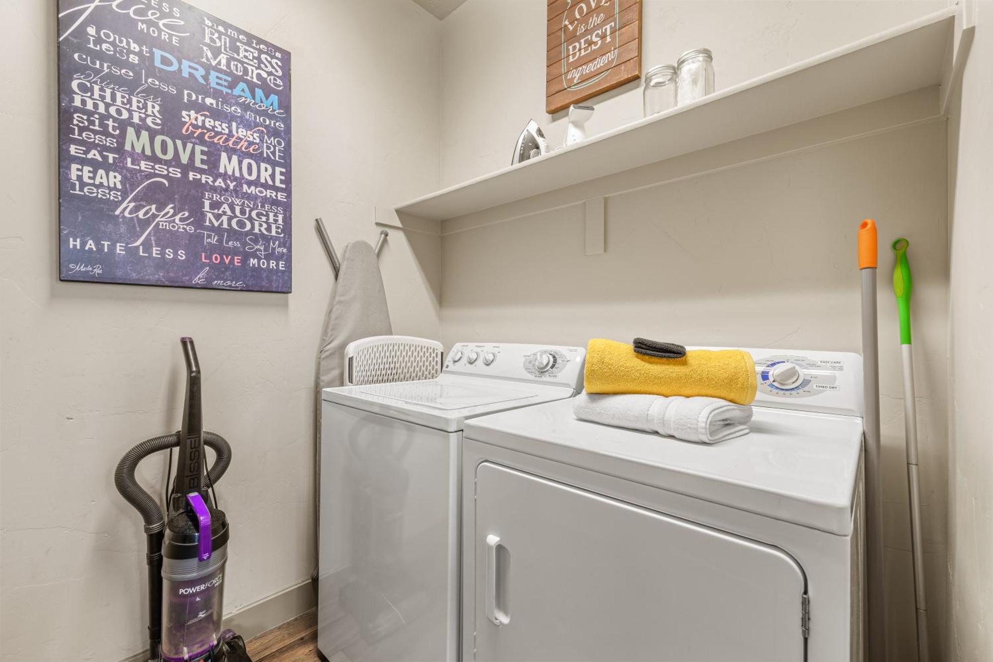 Butterfly Themed Kings Apartment With Private Garage & Access To Lux Hot Tub, Bbq & Gym South Jordan Extérieur photo