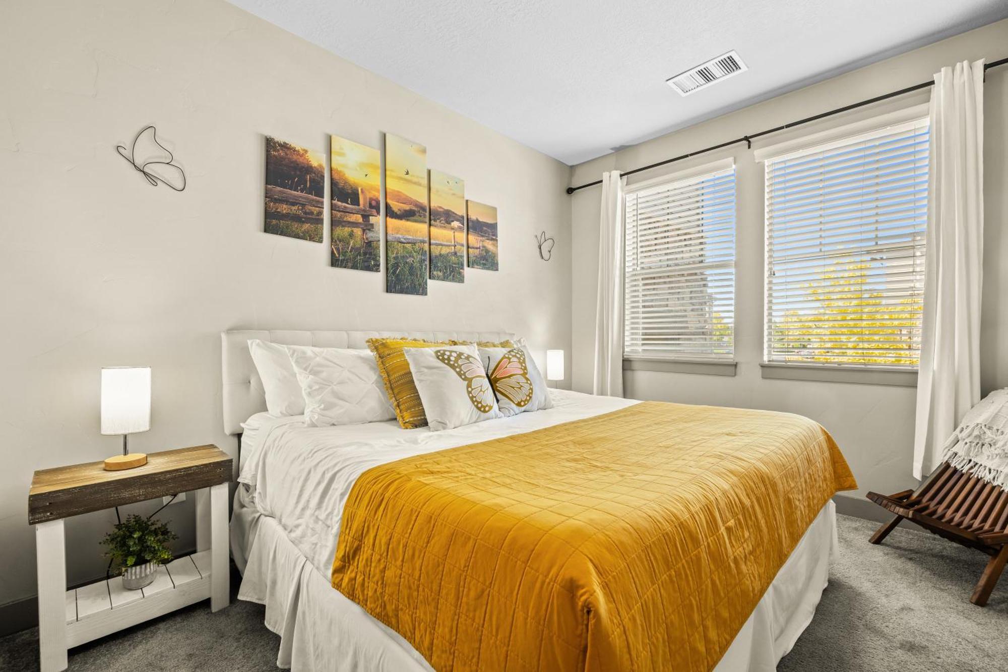 Butterfly Themed Kings Apartment With Private Garage & Access To Lux Hot Tub, Bbq & Gym South Jordan Extérieur photo